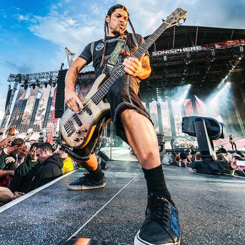 Robert Trujillo, el bajista que revivió con fuerza las raíces de Metallica  – Beon – Las novedades de música y video, claro, de Latinoamérica.