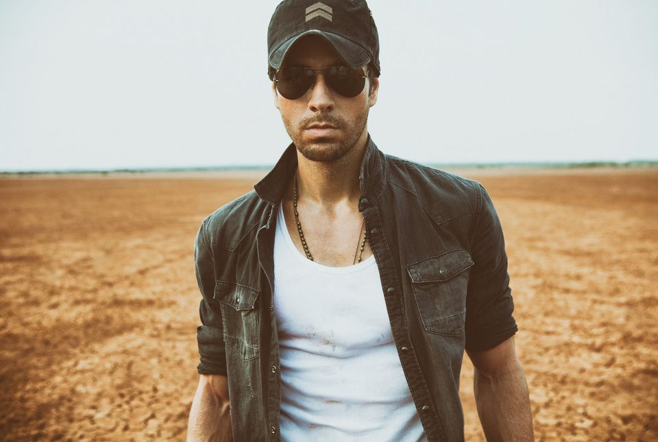 enrique-iglesias-background-960x645.jpg