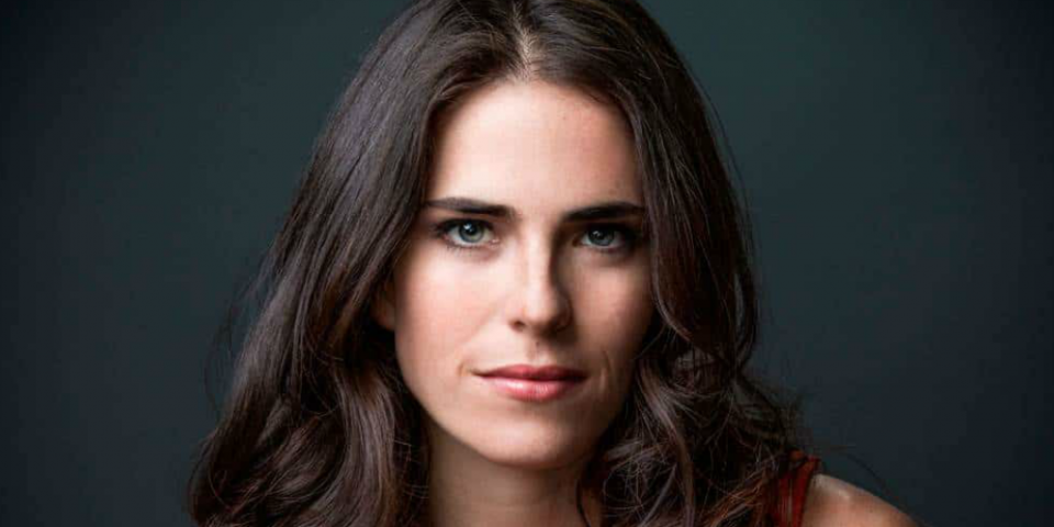 Karla-Souza-960x480.png